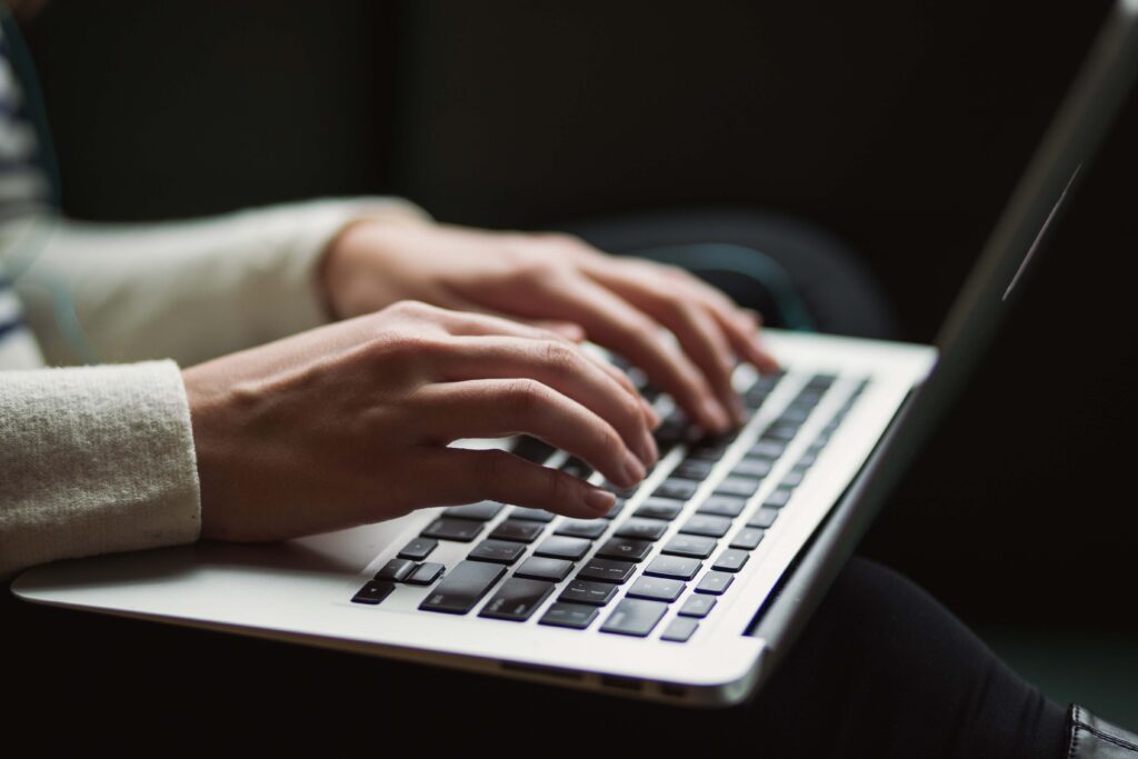 The Benefits of Digital Time Tracking vs. Paper Time Sheets
