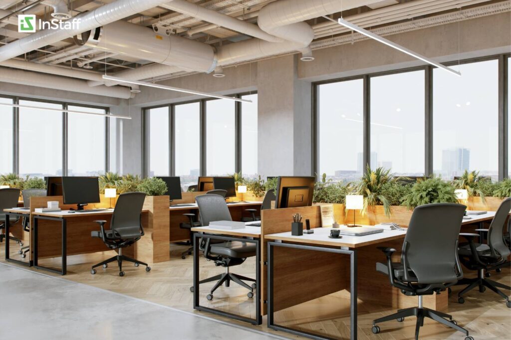 Time Tracking That Works: How to Align HR and Operations Through Real-Time Visibility 
