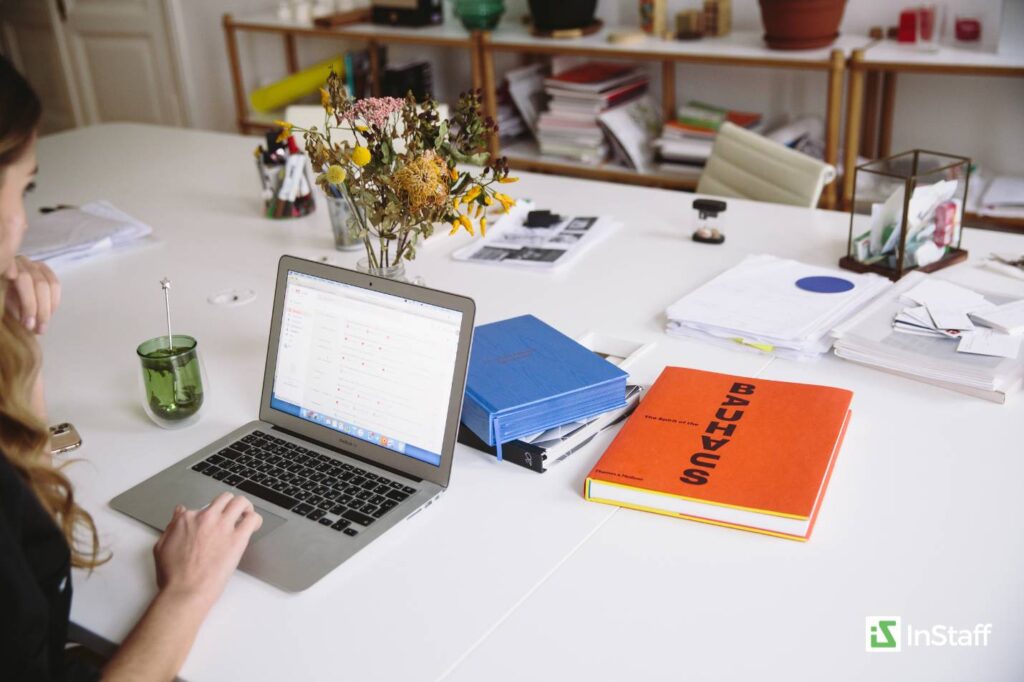 How to Choose HR Software Your Employees Will Actually Use (InStaff Makes It Easy) 